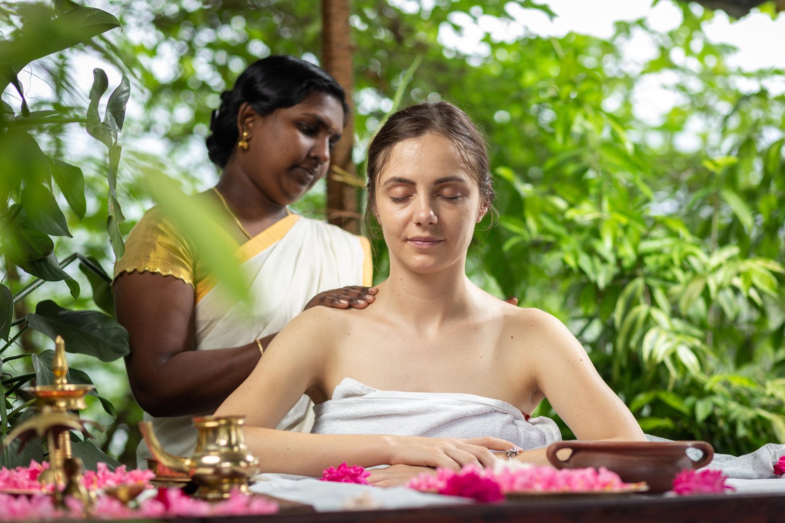 Munkudil Ayurveda Yoga Retreat x Solis Nature