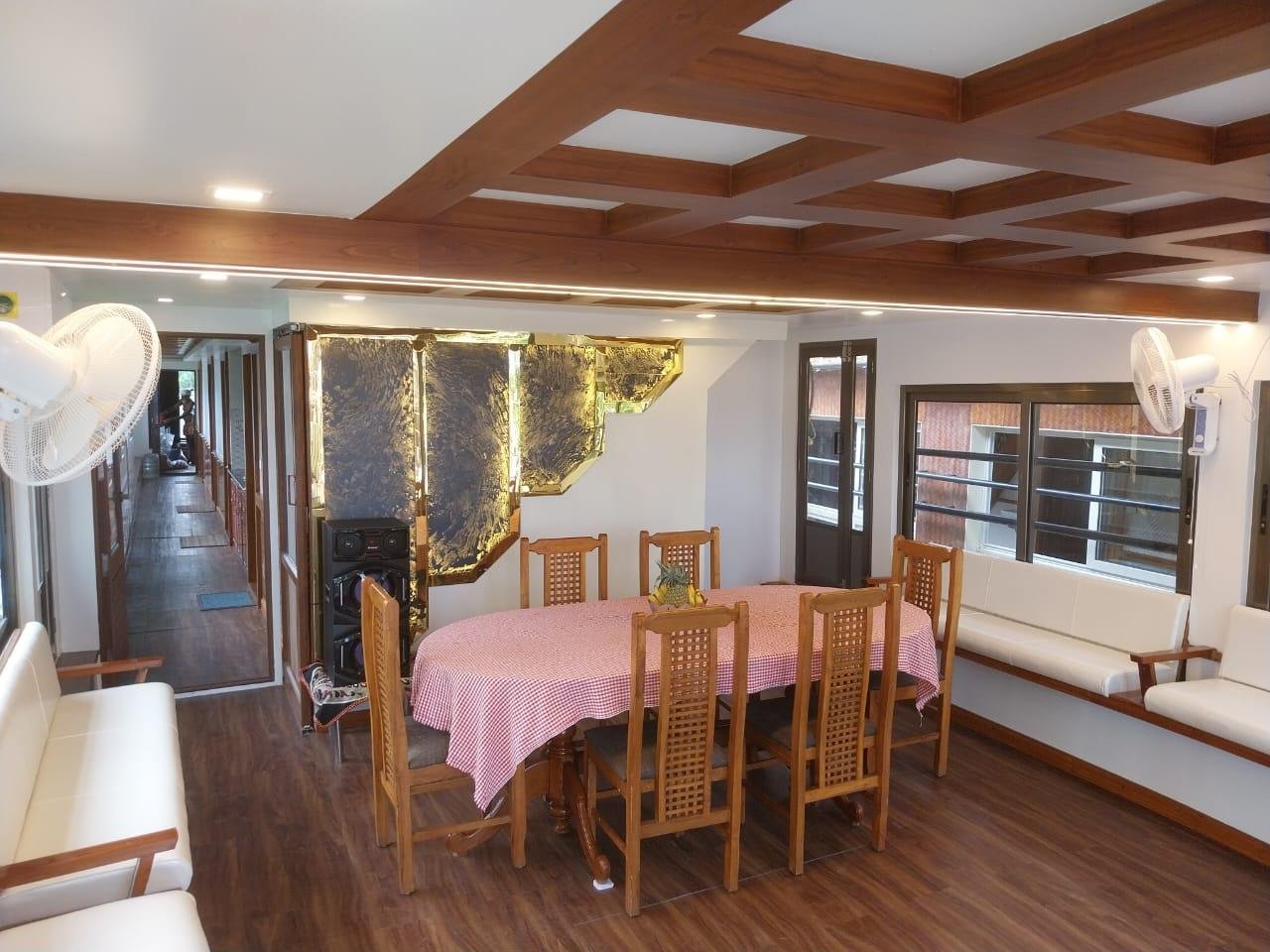 4 rooms Seagull by Nohark Houseboats x Solis Nature