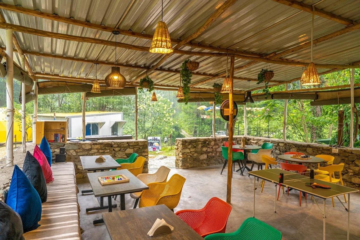 whoopers boutique resort x Solis Nature