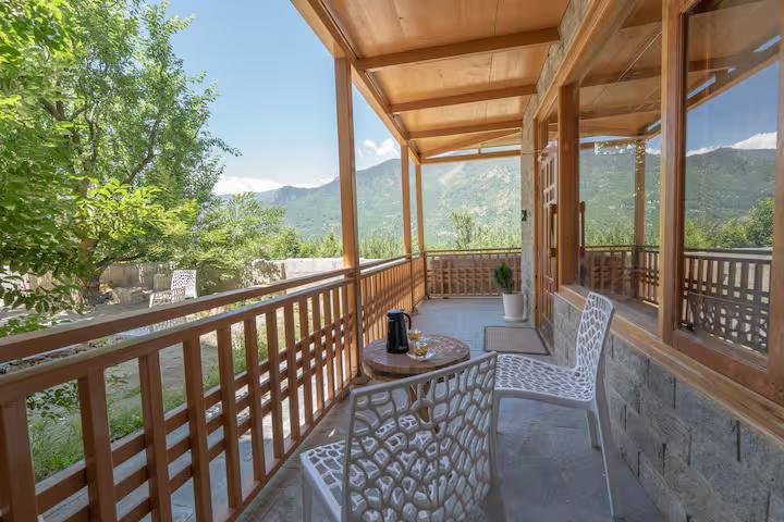 Karjan Villa x Solis Nature