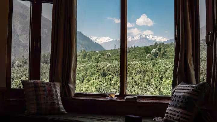 Karjan Villa x Solis Nature