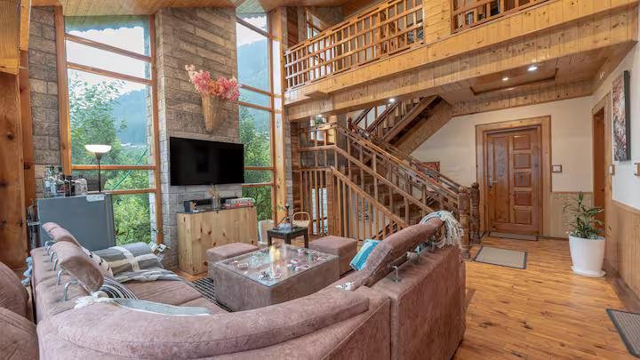 Karjan Villa x Solis Nature