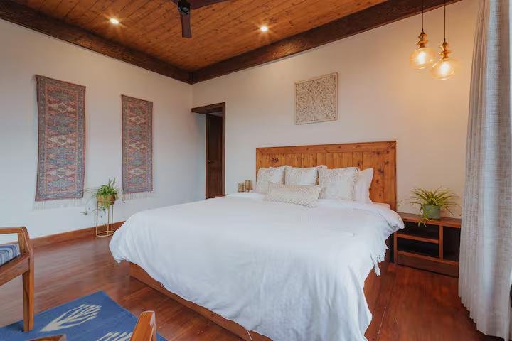 Rare 3-Room Combo in Lush Villa  Share x Solis Nature