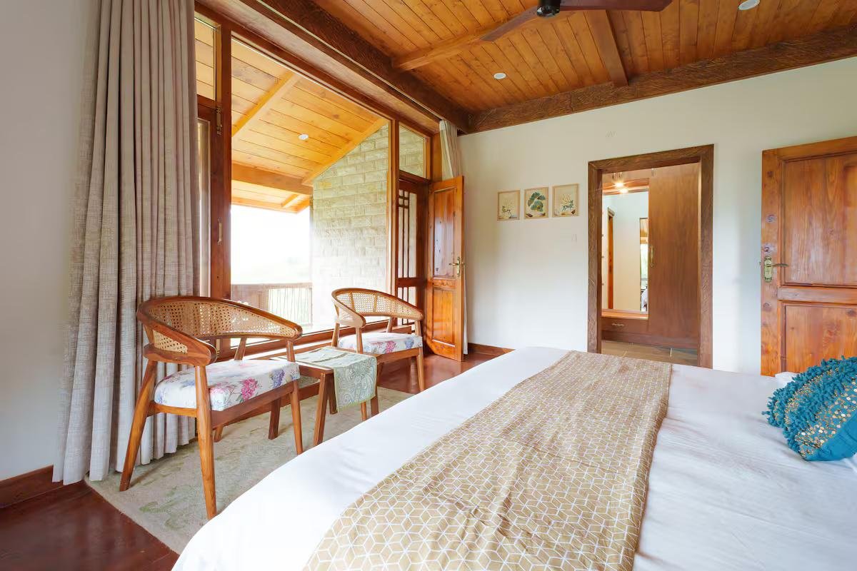 Rare 3-Room Combo in Lush Villa  Share x Solis Nature
