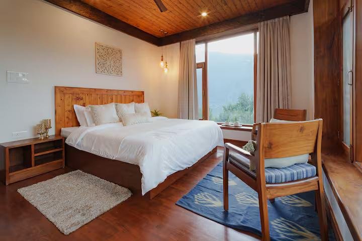 Rare 3-Room Combo in Lush Villa  Share x Solis Nature