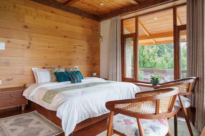 Plush 3-Bedroom Combo in Aesthetic Villa x Solis Nature