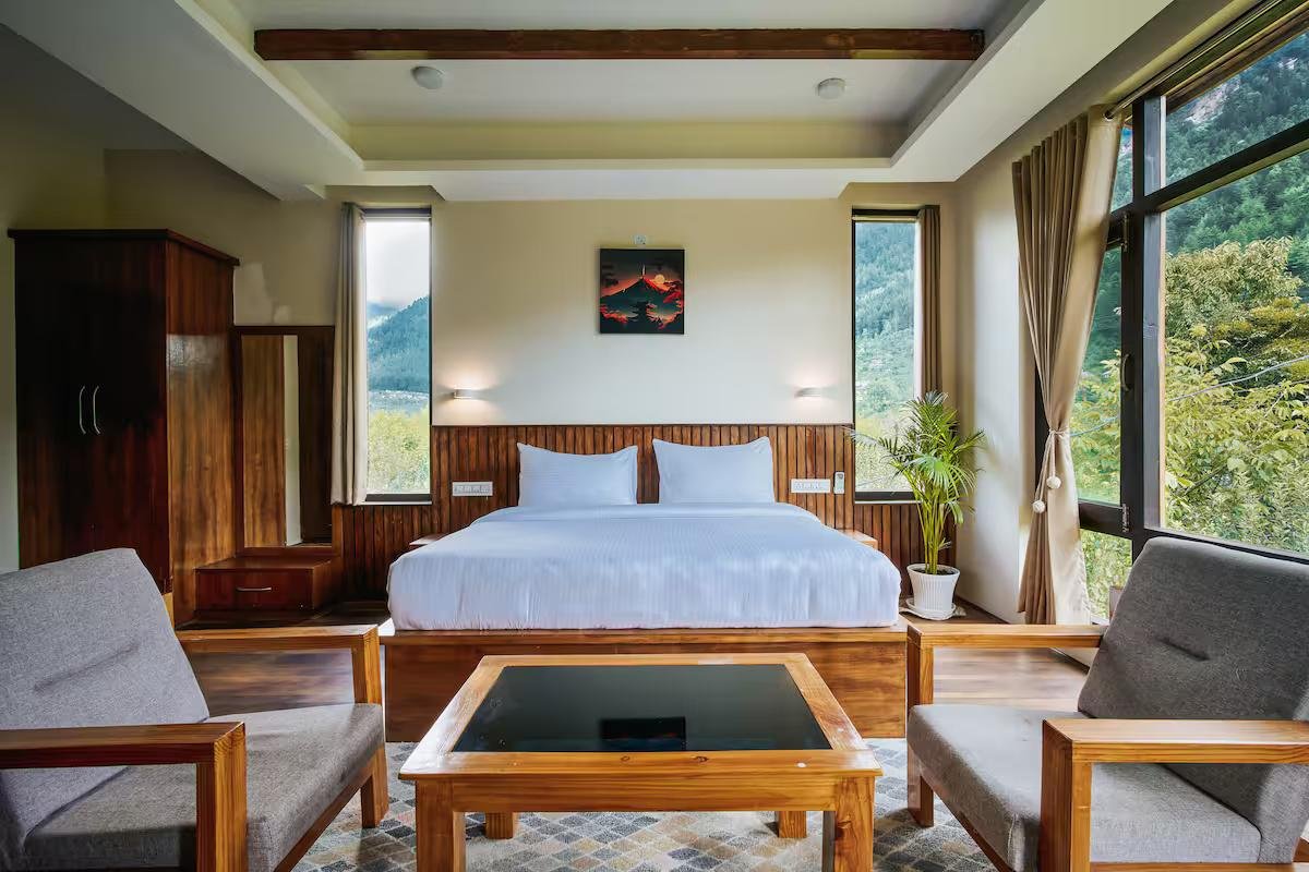 One of it’s kind 2-Room Combo x Solis Nature