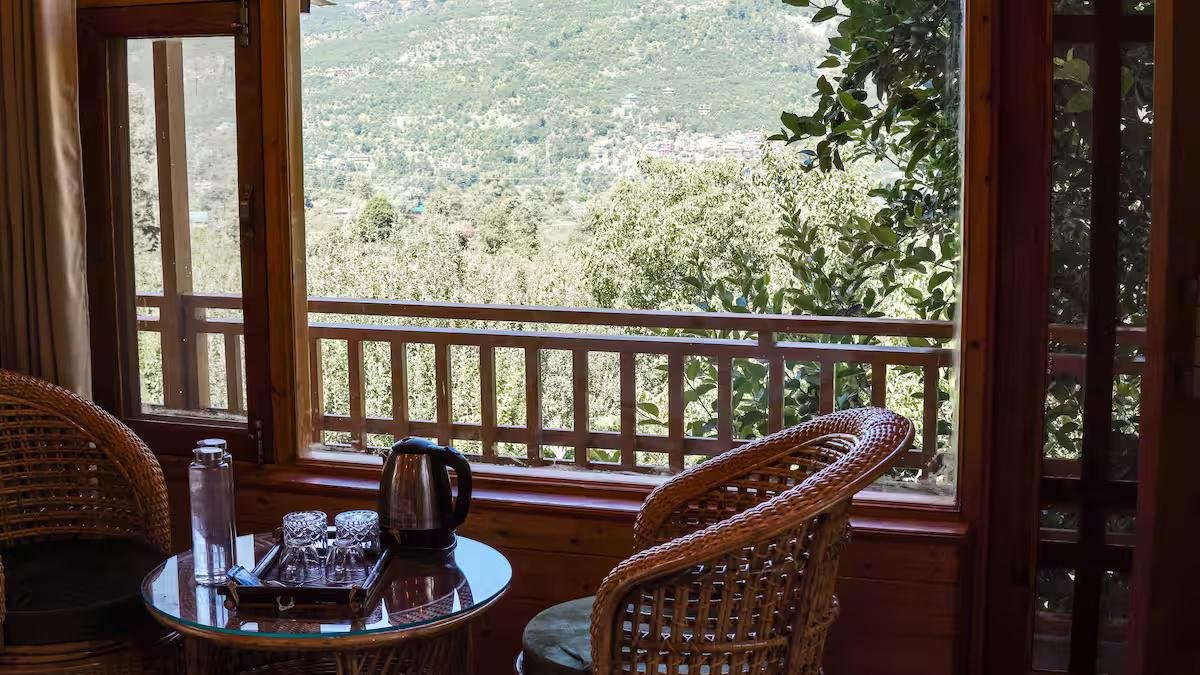 Balcony Room with Swing and Endless View x Solis Nature