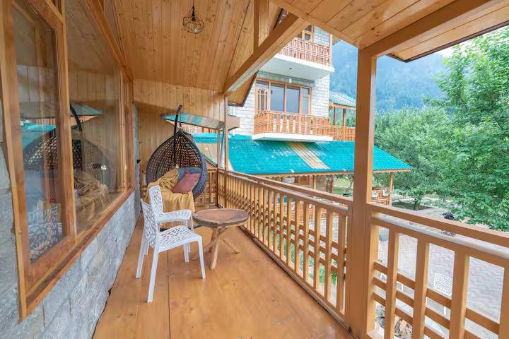 Balcony Room with Swing and Endless View x Solis Nature
