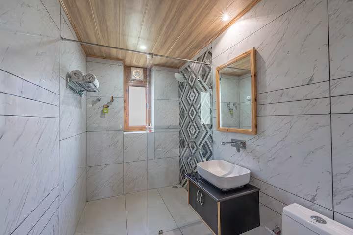 Rare Find : 3-Room with Living Area x Solis Nature