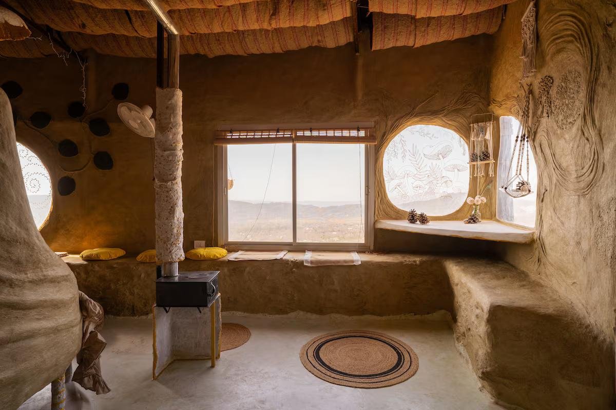 Luxurious mud room in an Art residency x Solis Nature
