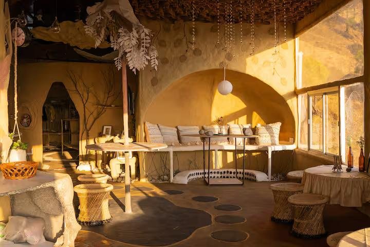 Luxurious mud room in an Art residency x Solis Nature