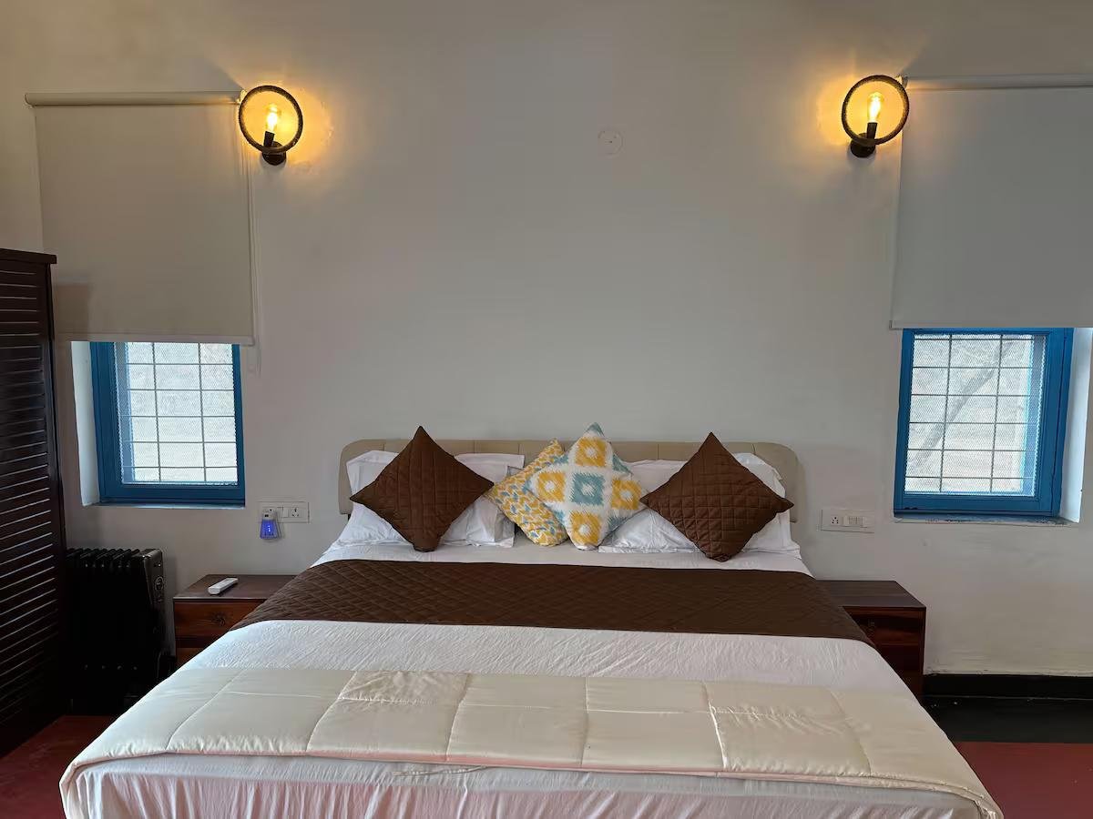 Bricks Aravali- 2 BR Farm near Gurgaon (NCR) x Solis Nature