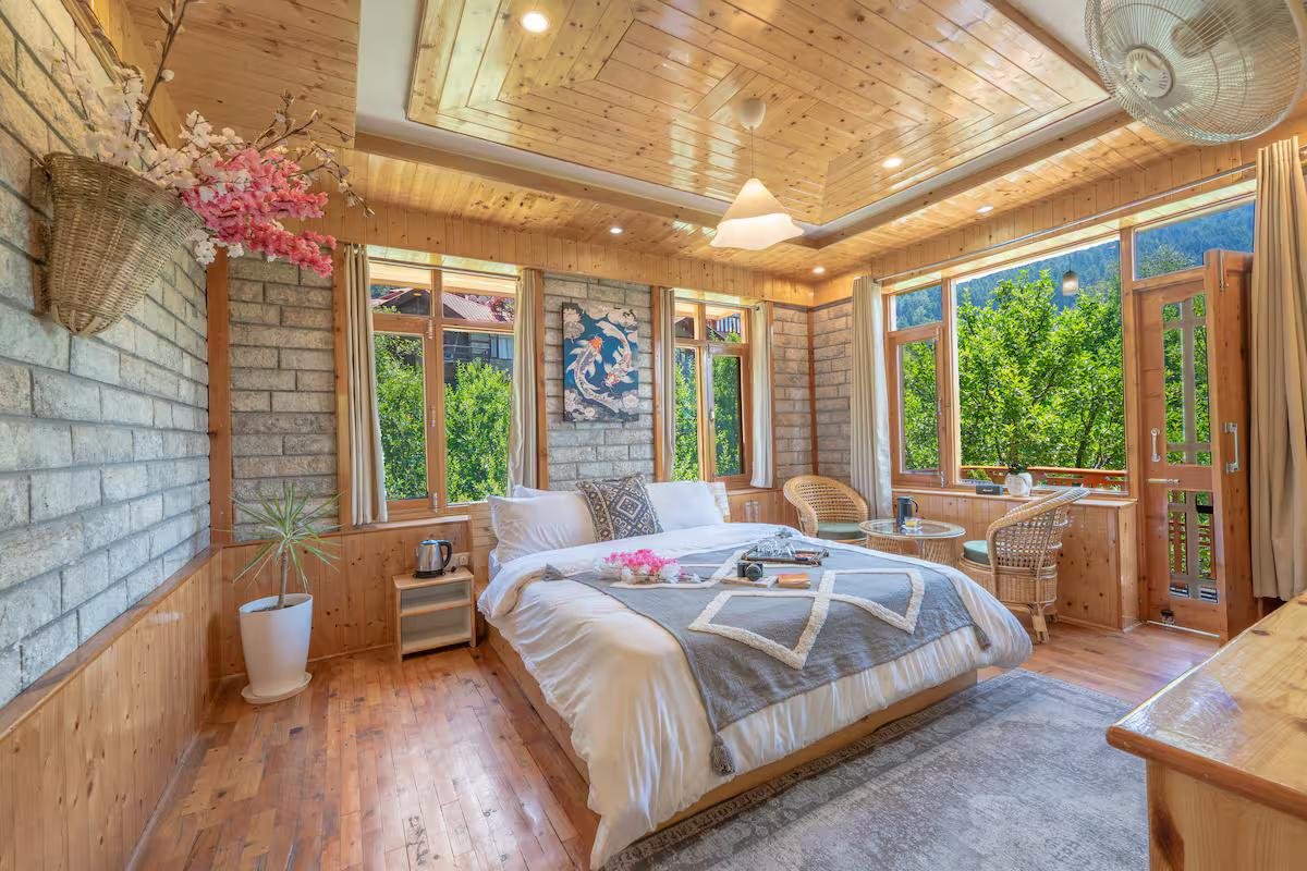 The Only Villa with Open Jacuzzi x Solis Nature