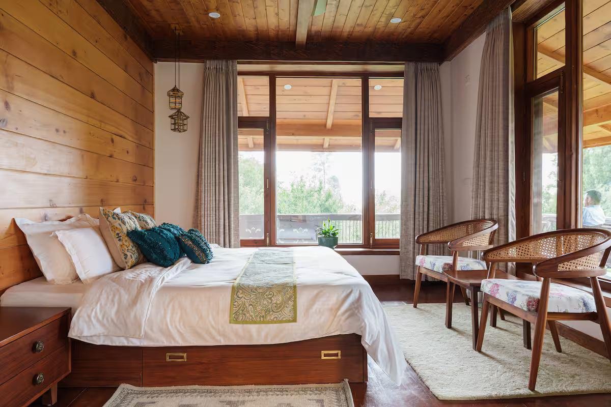 Luxury 4-Bedroom Ultra Modern Villa x Solis Nature