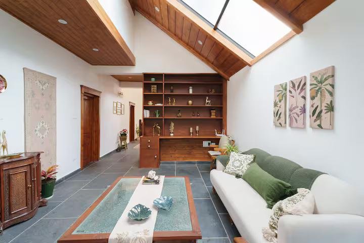 Luxury 4-Bedroom Ultra Modern Villa x Solis Nature