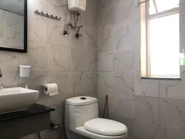Room with Pool in Noida (NCR) x Solis Nature