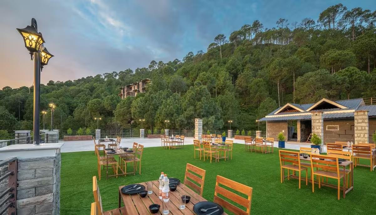 Tatva: Scenic 2 BR x Solis Nature