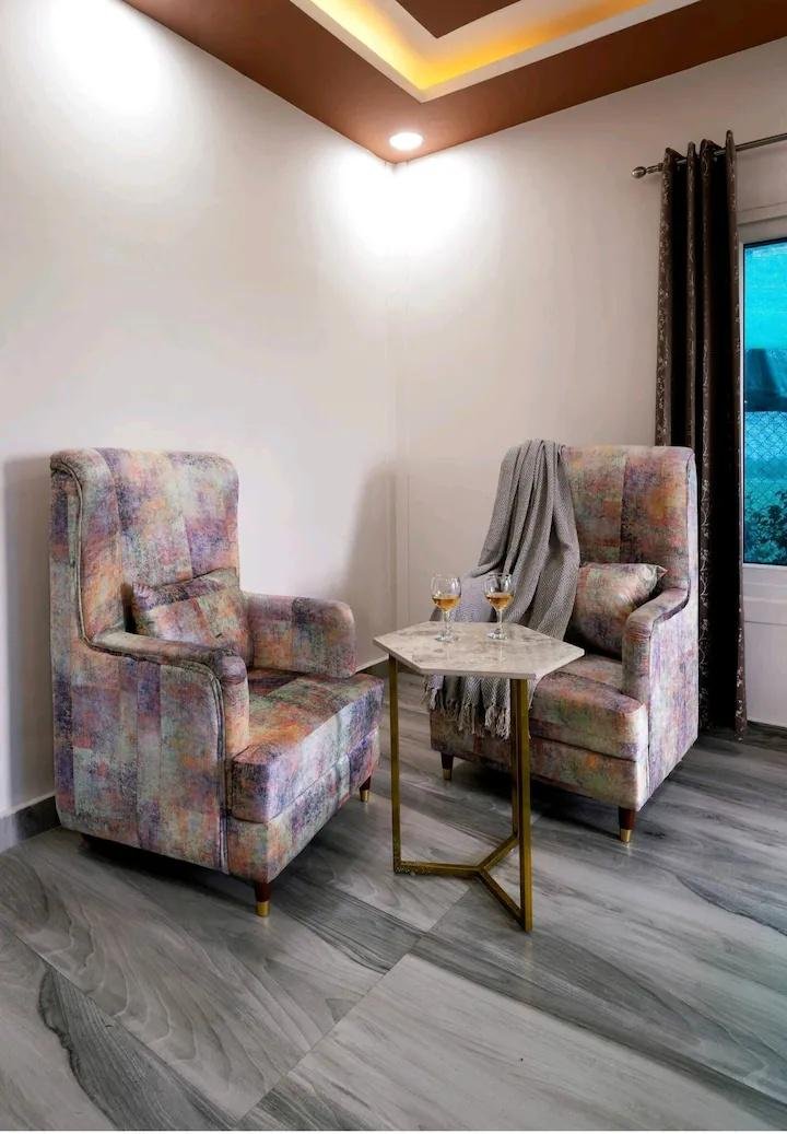 De villa202 near expo Noida (NCR) x Solis Nature
