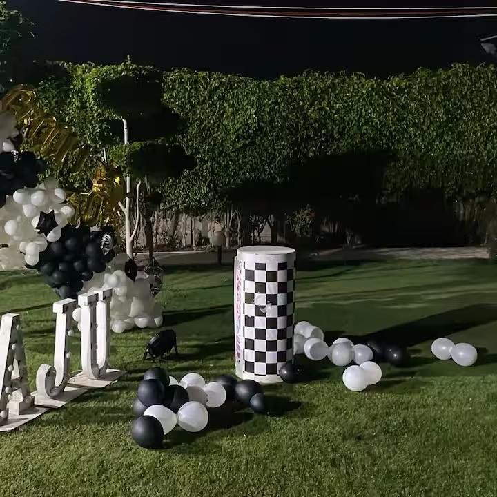 De villa202 near expo Noida (NCR) x Solis Nature