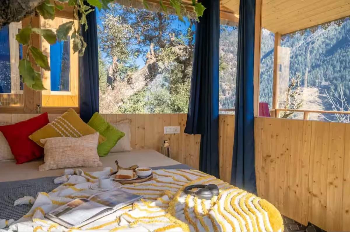 charming treehouse in Jibhi x Solis Nature