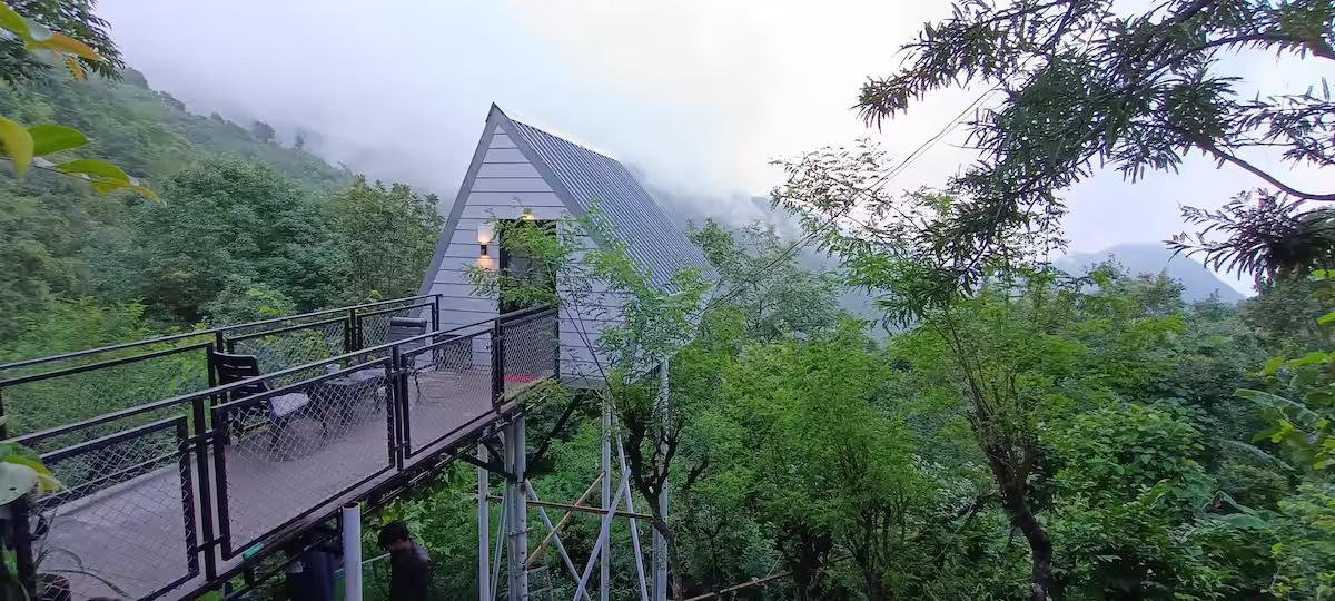 Sky Cabin at Naukuchiatal x Solis Nature