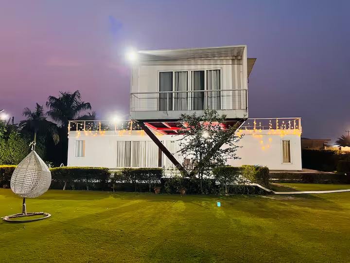 Tara Riverside Farm! Poolside Getaway Noida (NCR) x Solis Nature