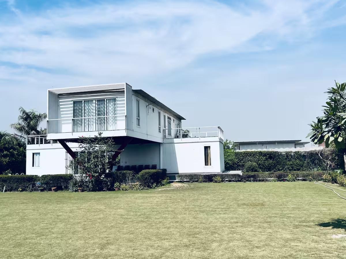 Tara Riverside Farm! Poolside Getaway Noida (NCR) x Solis Nature