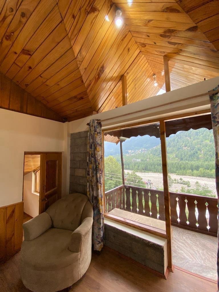 Tales n Trails Cottage x Solis Nature