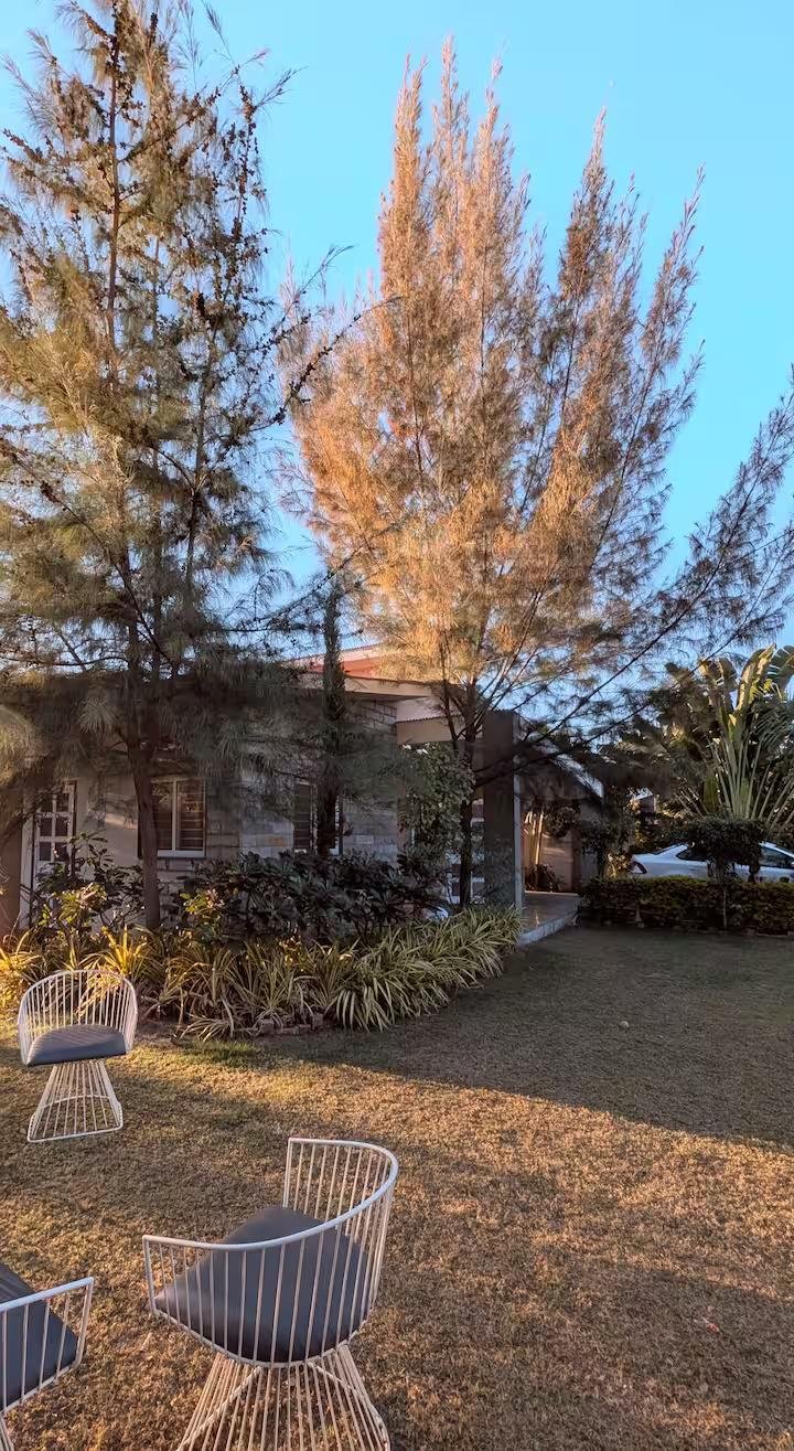 Nine Hill Villa x Solis Nature