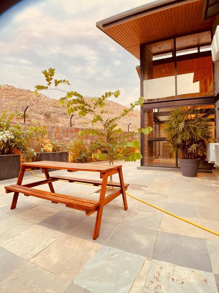 Whispering Lake Villa 02 x Solis Nature