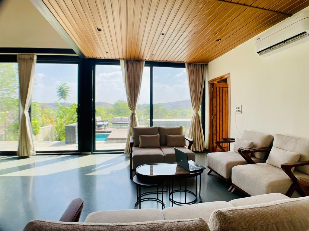 Whispering Lake Villa 02 x Solis Nature