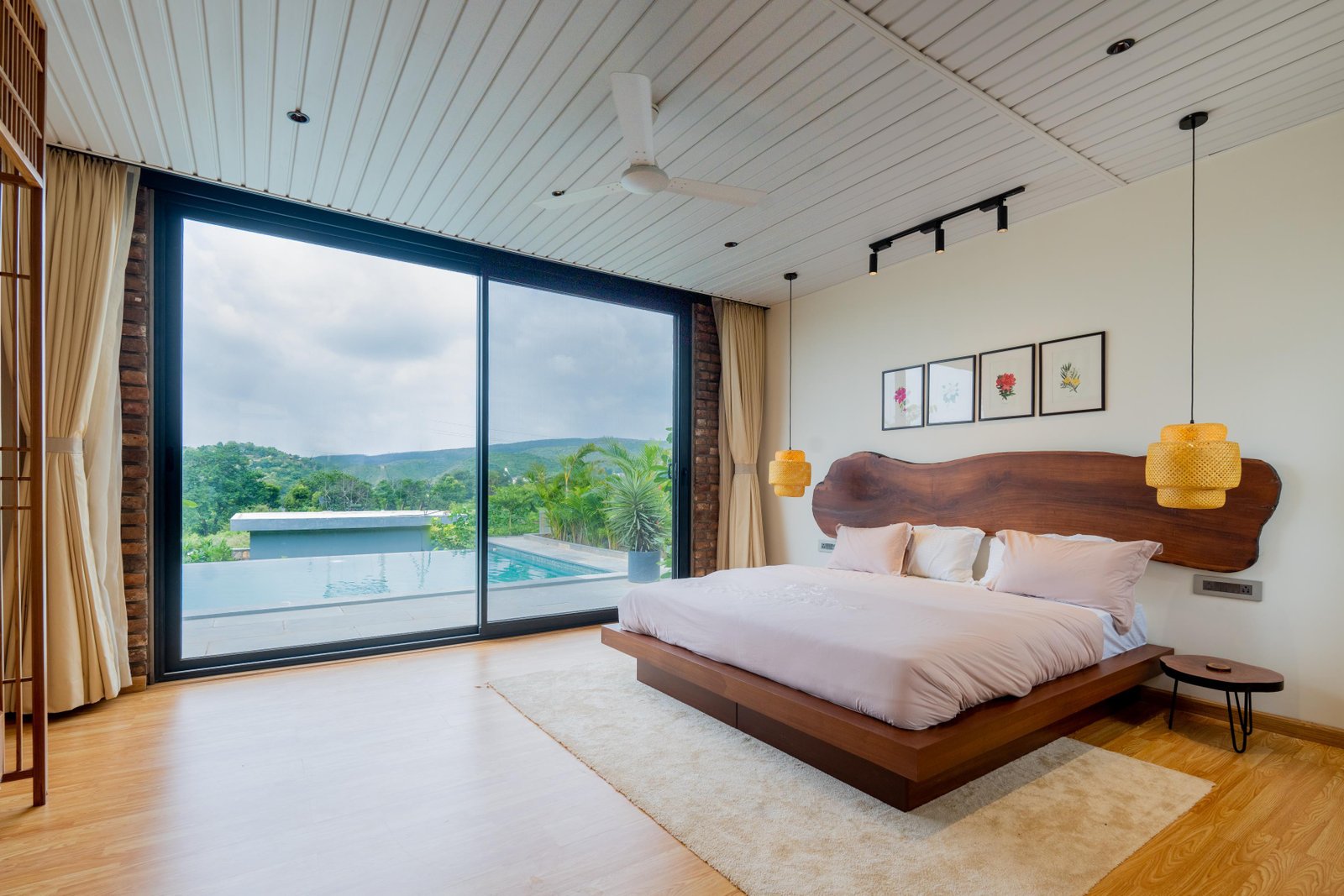 HJ Villa x Solis Nature