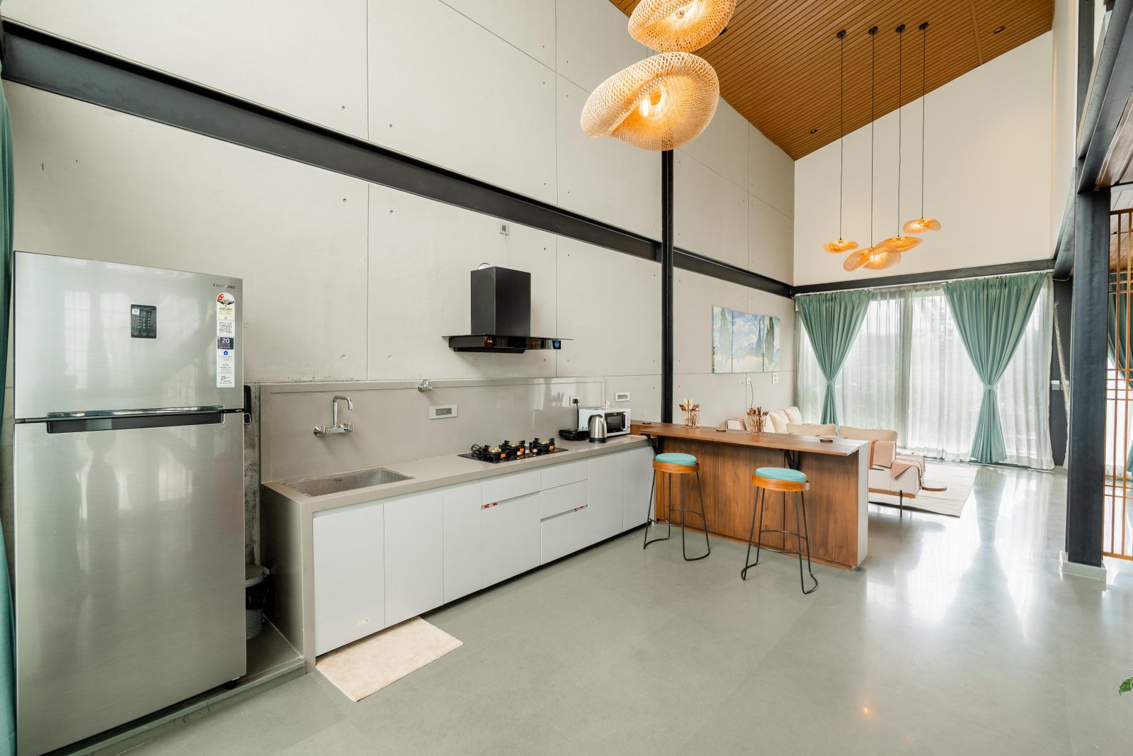 HJ Villa x Solis Nature