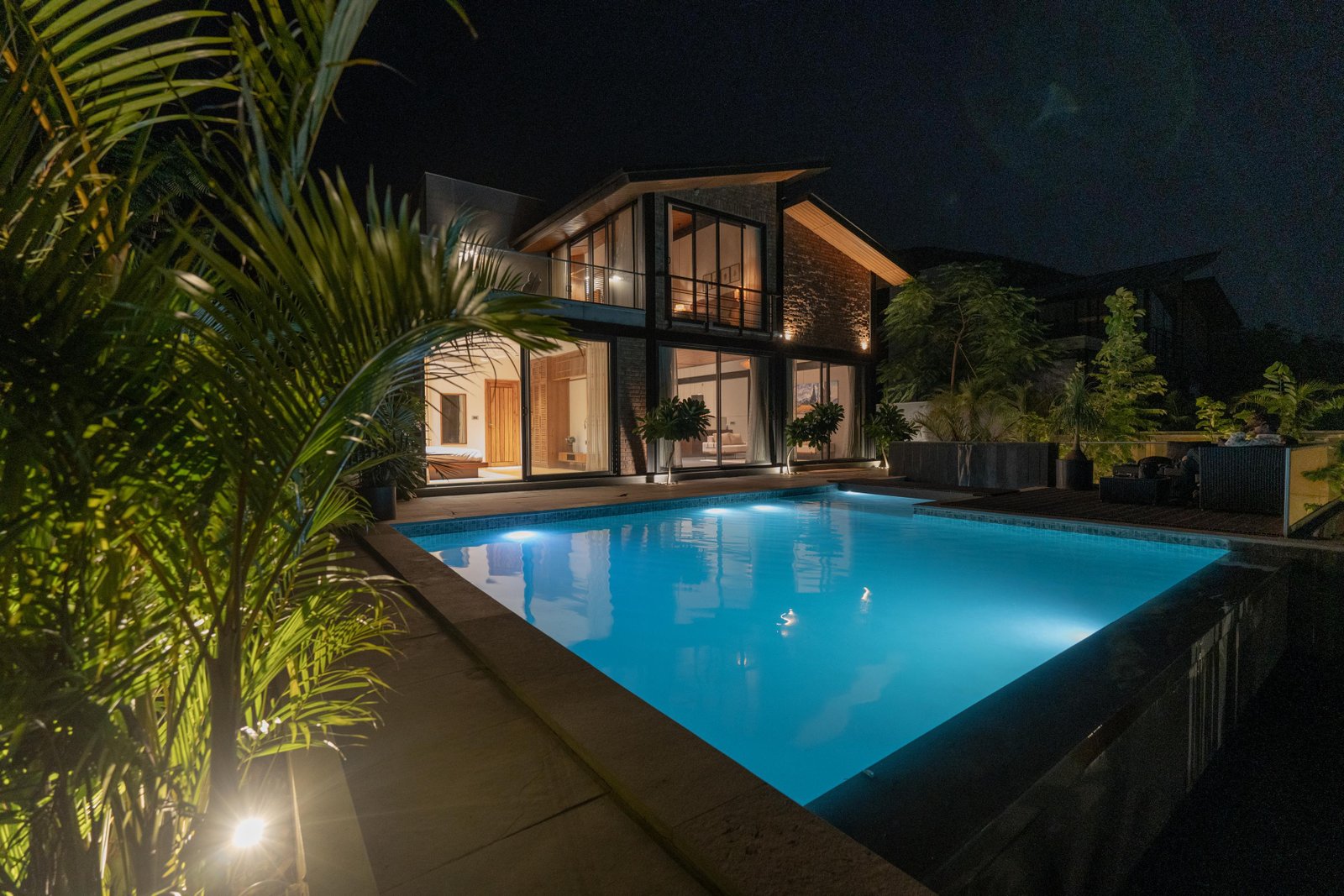 HJ Villa x Solis Nature