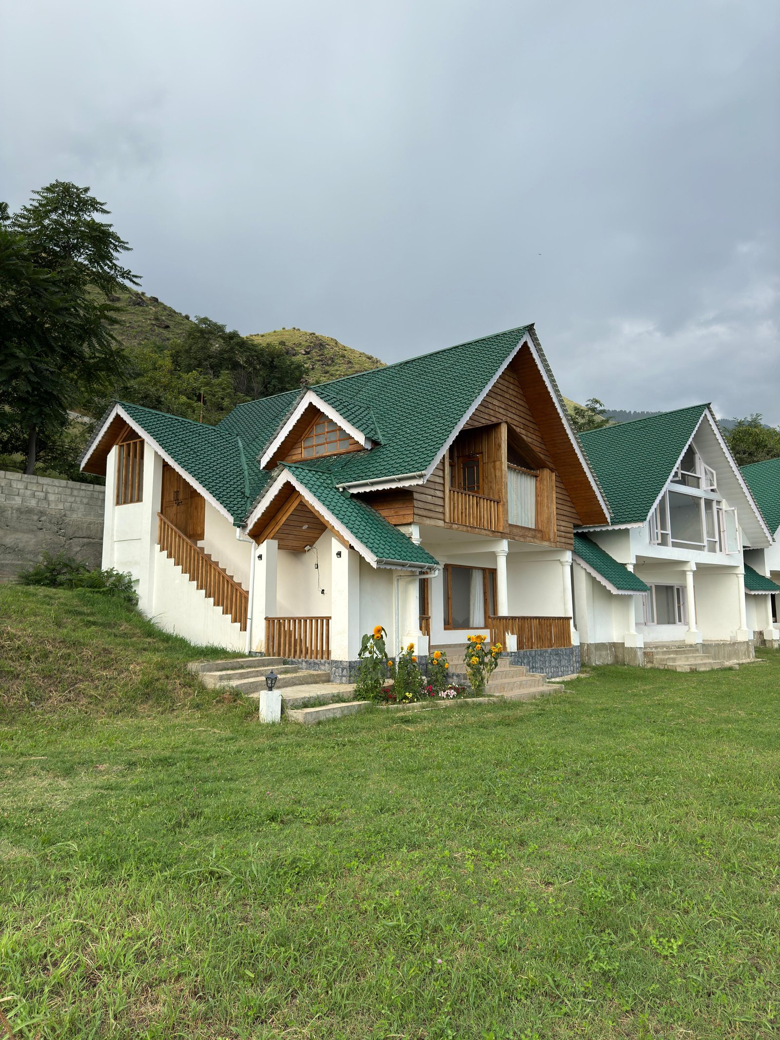 Cozy 2Bedroom Wood House In Srinagar x Solis Nature
