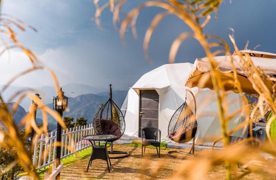 Manzil Escapes x Solis Nature