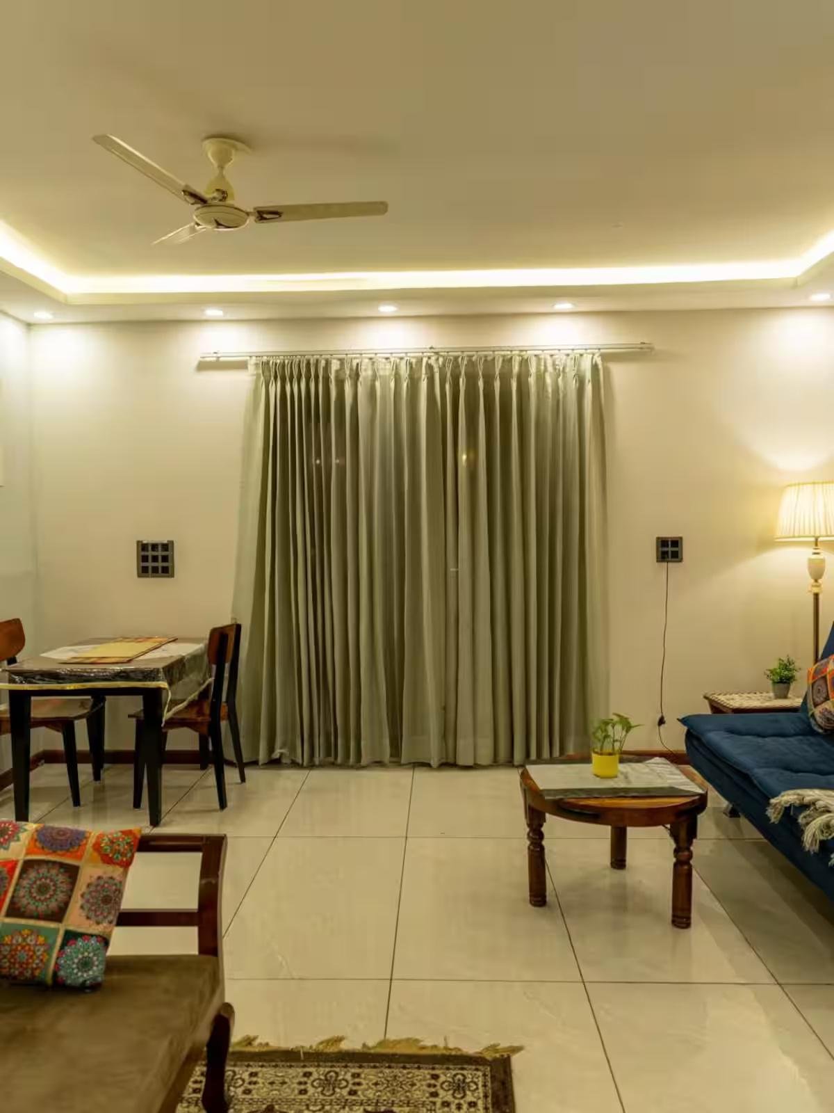 Luxury Room With Jacuzzi In Gurugram (NCR) x Solis Nature