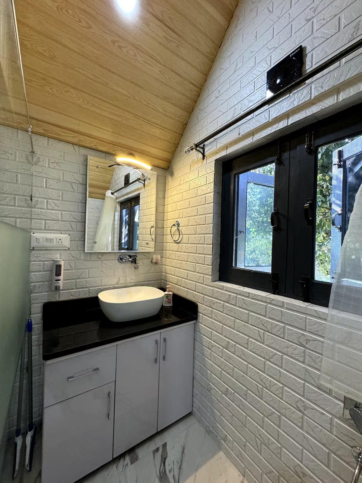 Villa Cottage In Srinagar x Solis Nature