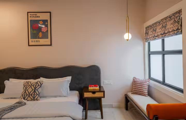 Stylish 3BHK Apart | Walk to Taj Mahal | 1500SQFT x Solis Nature