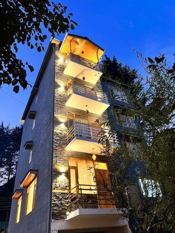 North Deodar Avenue, Manali x Solis Nature