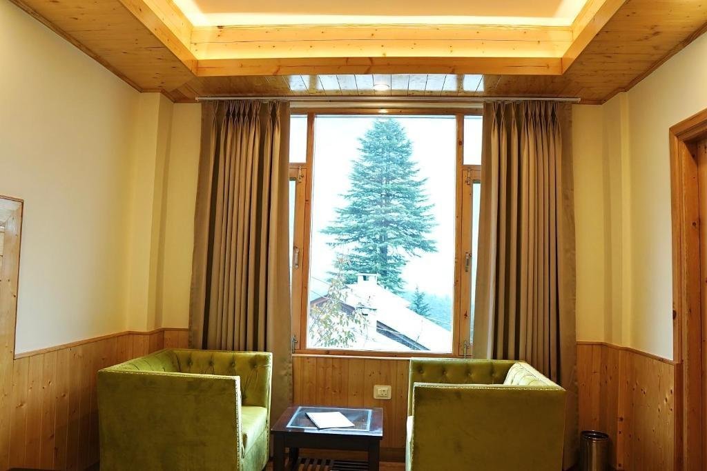 North Deodar Avenue, Manali x Solis Nature