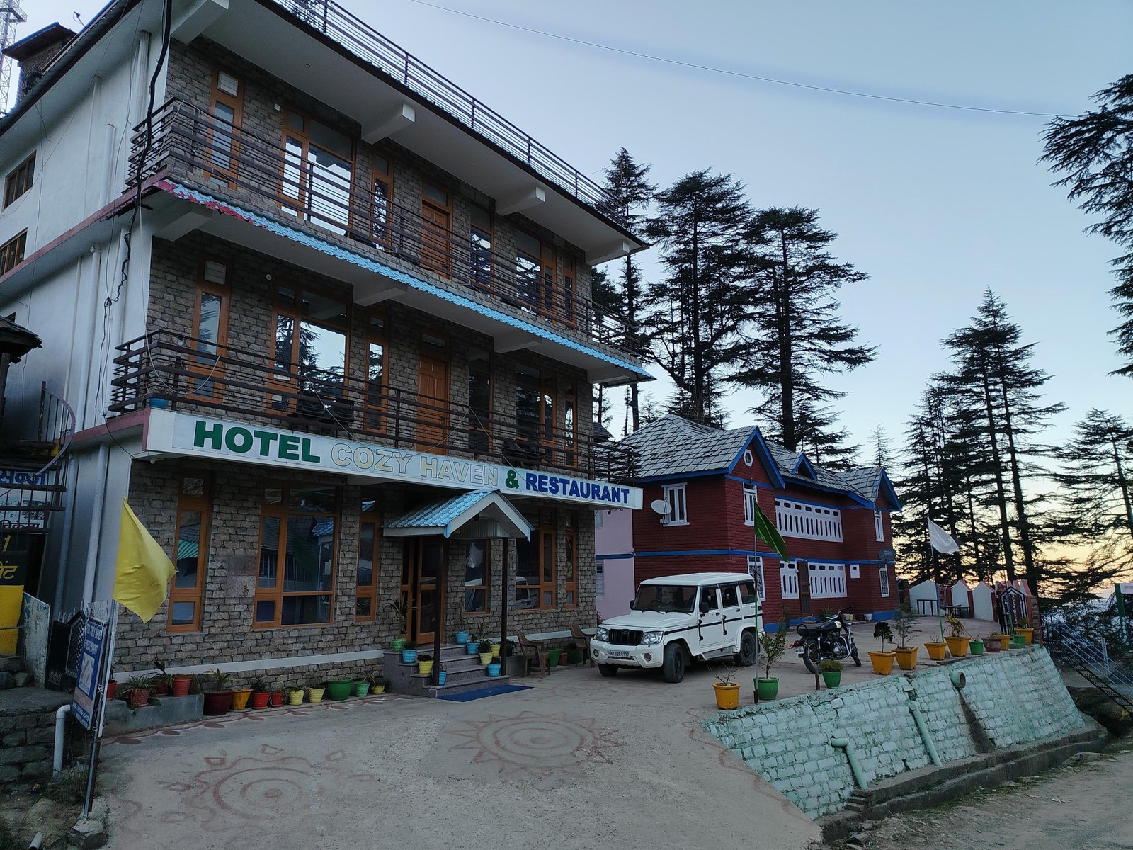 Hotel Cozy Haven, Devidarh x Solis Nature