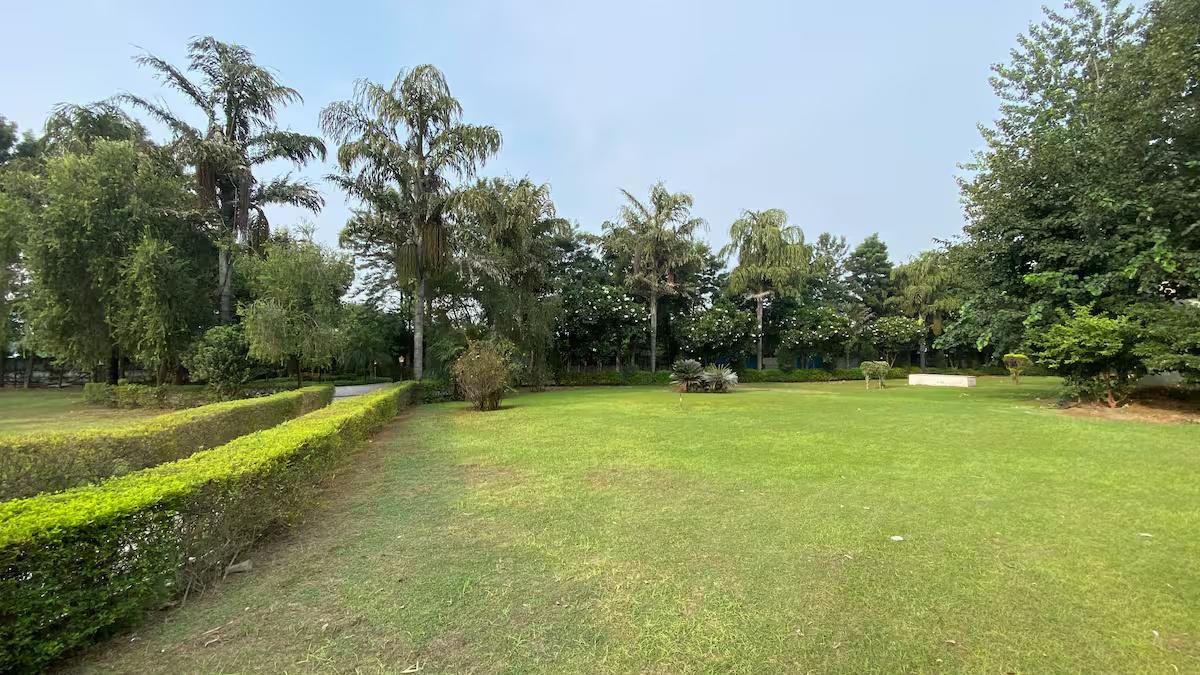 3BHK Villa with Pool (NCR) x Solis Nature