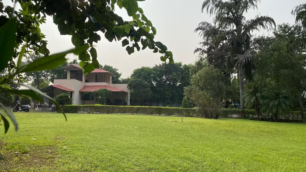 3BHK Villa with Pool (NCR) x Solis Nature