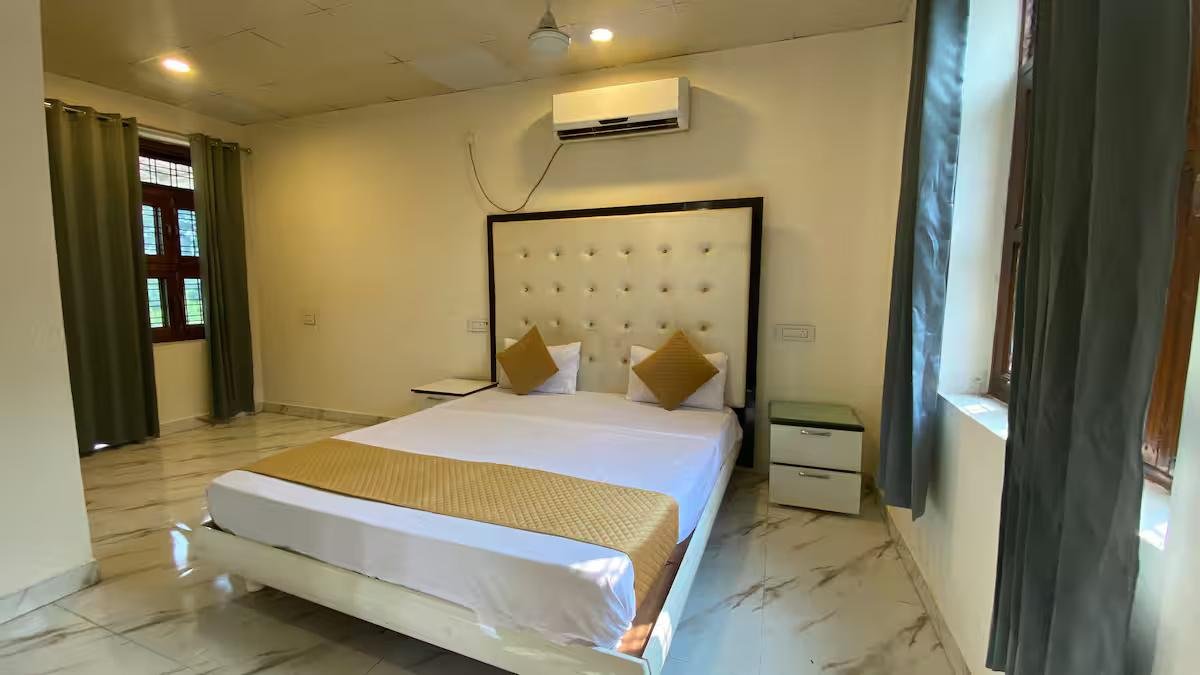 3BHK Villa with Pool (NCR) x Solis Nature