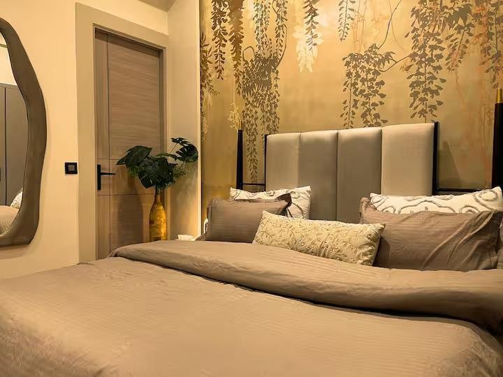 Raahat By Mulberry Homestays | 30th Floor x Solis Nature