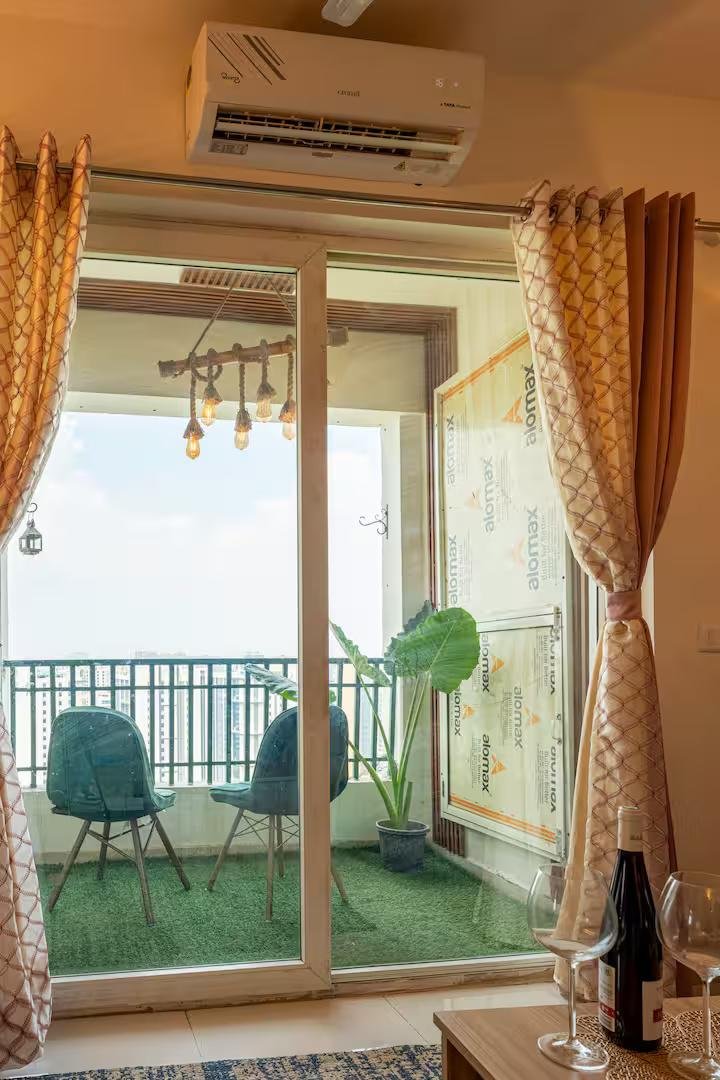 Grand View | Luxurious 1BHK by Mulberry Homestays x Solis Nature