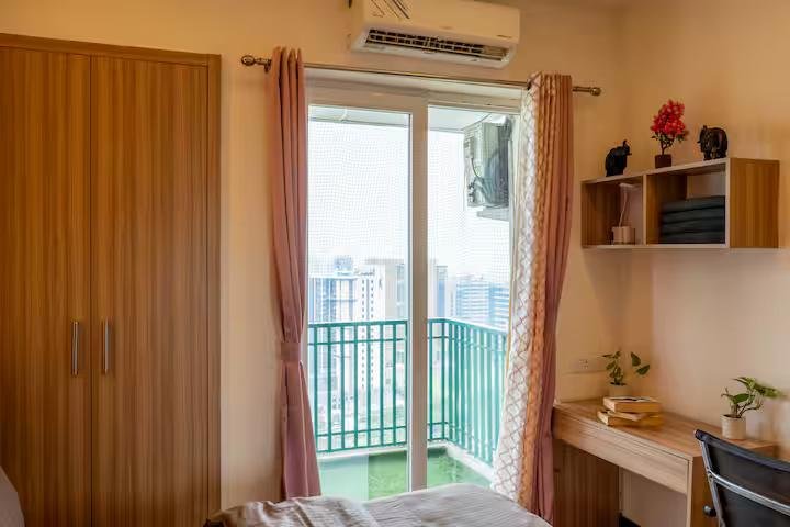 Grand View | Luxurious 1BHK by Mulberry Homestays x Solis Nature