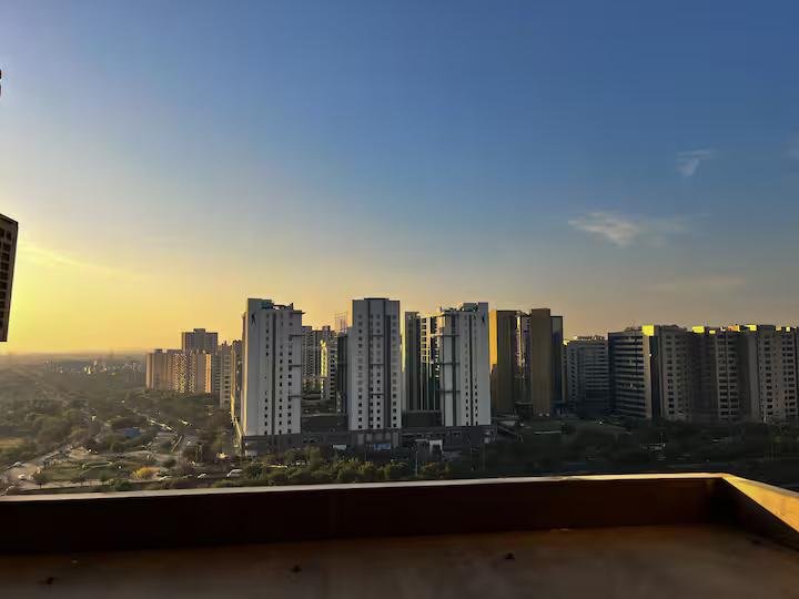 Imperial suite by Mulberry Homestays x Solis Nature